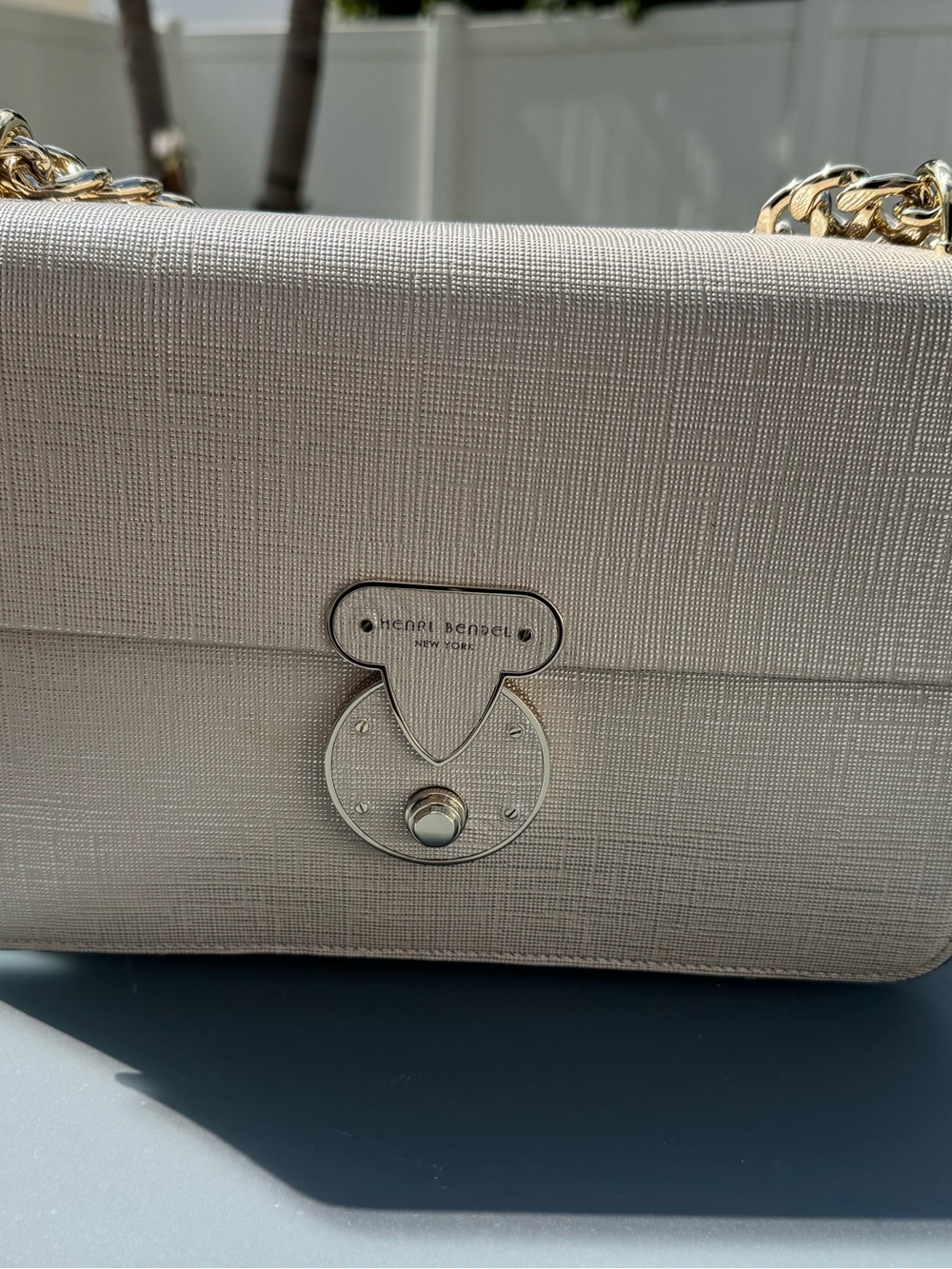 Henri Bendel cream textured crossbody with gold chain-NWT